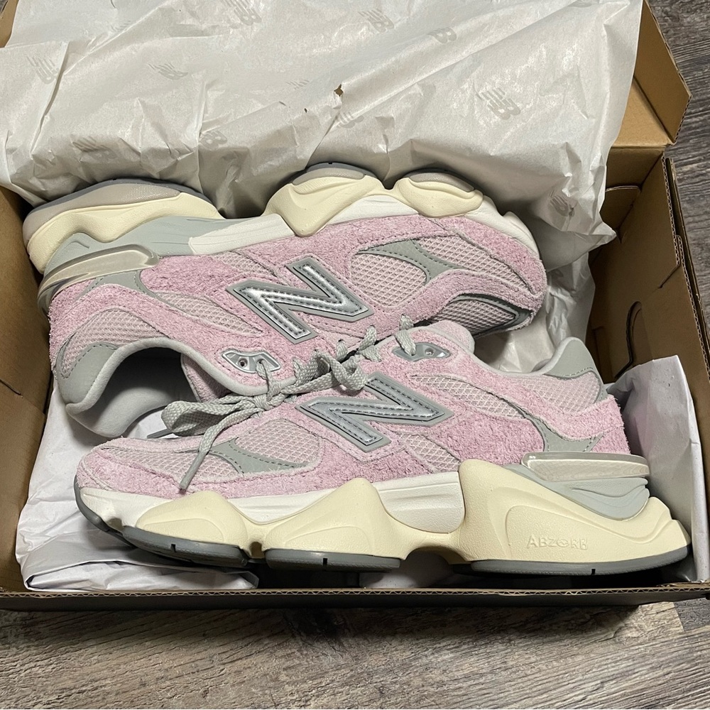 New Balance 9060